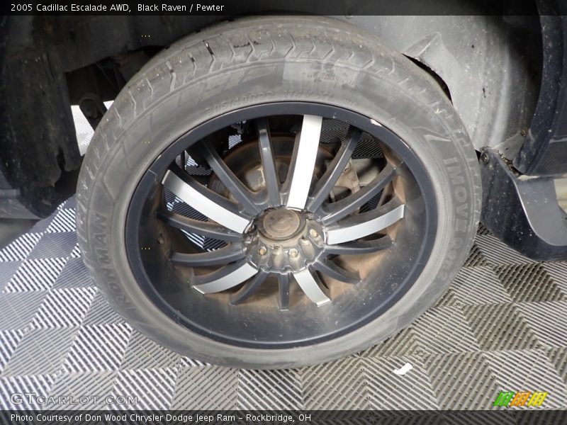 Black Raven / Pewter 2005 Cadillac Escalade AWD