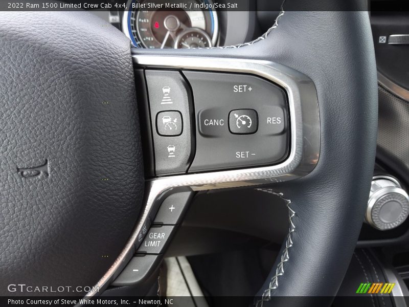  2022 1500 Limited Crew Cab 4x4 Steering Wheel