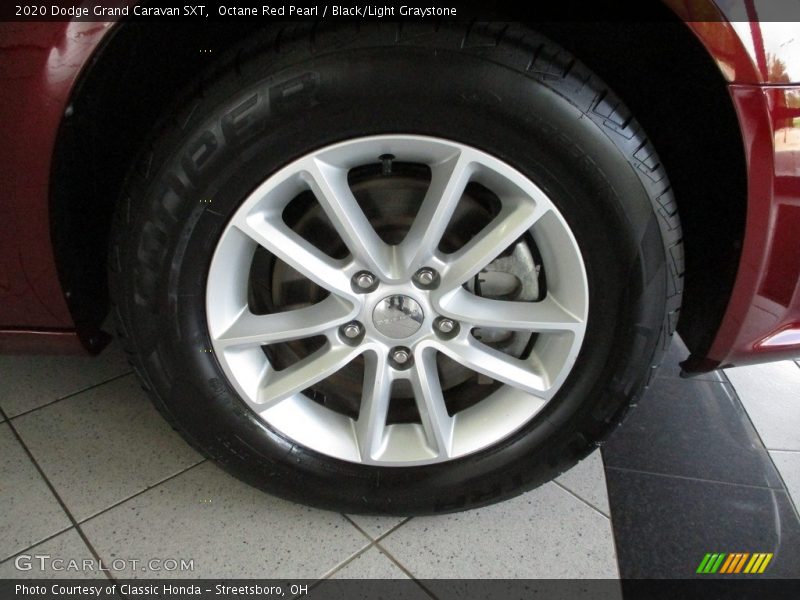 Octane Red Pearl / Black/Light Graystone 2020 Dodge Grand Caravan SXT