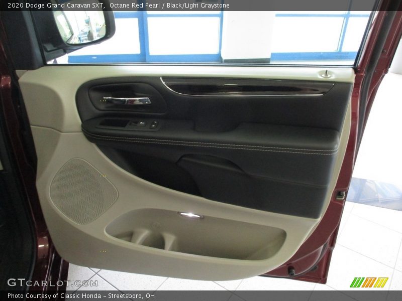 Octane Red Pearl / Black/Light Graystone 2020 Dodge Grand Caravan SXT