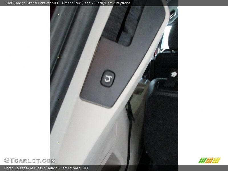 Octane Red Pearl / Black/Light Graystone 2020 Dodge Grand Caravan SXT