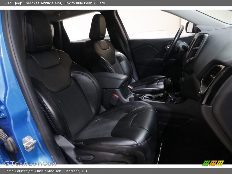 Hydro Blue Pearl / Black 2020 Jeep Cherokee Altitude 4x4