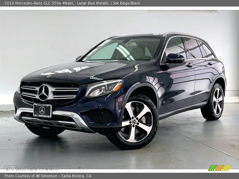 Lunar Blue Metallic / Silk Beige/Black 2019 Mercedes-Benz GLC 350e 4Matic