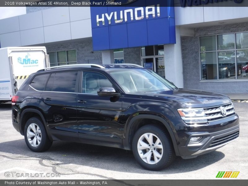 Deep Black Pearl / Shetland 2018 Volkswagen Atlas SE 4Motion