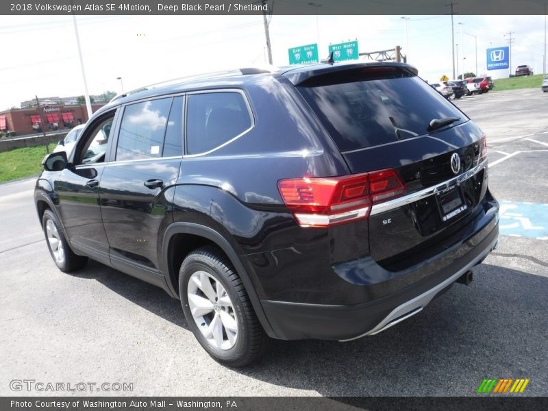 Deep Black Pearl / Shetland 2018 Volkswagen Atlas SE 4Motion