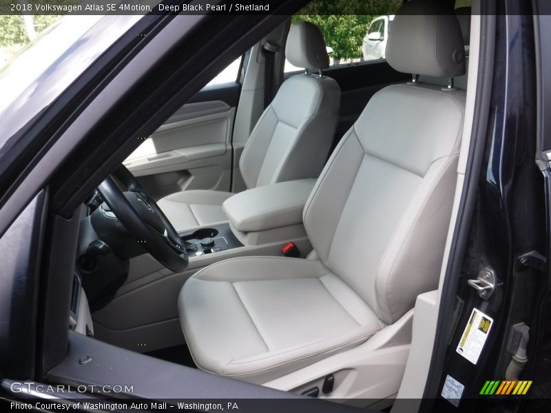 Deep Black Pearl / Shetland 2018 Volkswagen Atlas SE 4Motion