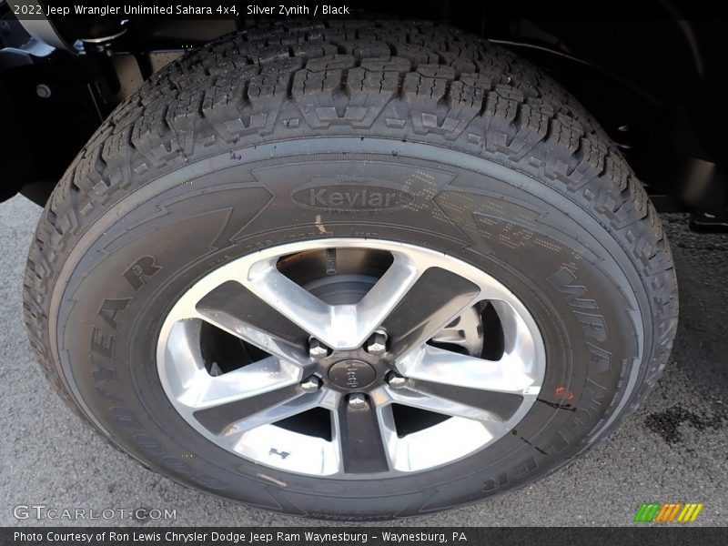 Silver Zynith / Black 2022 Jeep Wrangler Unlimited Sahara 4x4