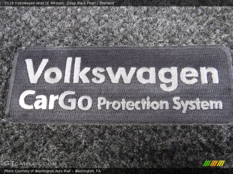 Deep Black Pearl / Shetland 2018 Volkswagen Atlas SE 4Motion