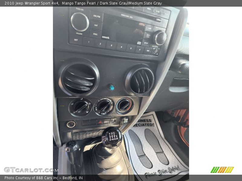 Mango Tango Pearl / Dark Slate Gray/Medium Slate Gray 2010 Jeep Wrangler Sport 4x4