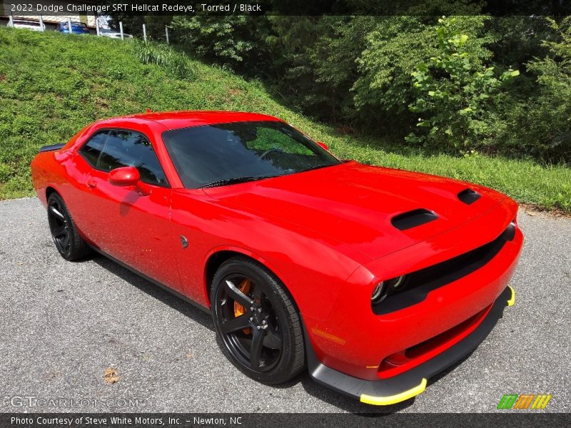Front 3/4 View of 2022 Challenger SRT Hellcat Redeye