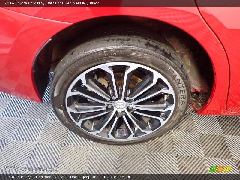Barcelona Red Metallic / Black 2014 Toyota Corolla S