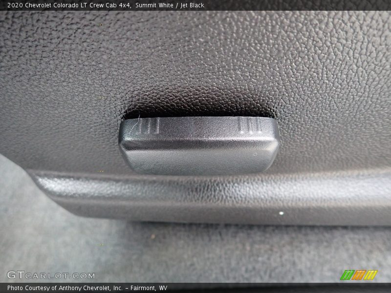 Summit White / Jet Black 2020 Chevrolet Colorado LT Crew Cab 4x4