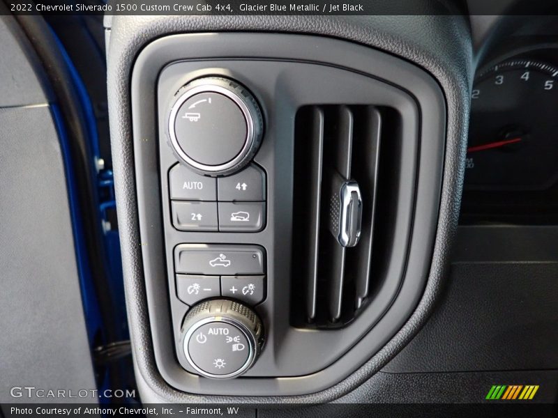 Glacier Blue Metallic / Jet Black 2022 Chevrolet Silverado 1500 Custom Crew Cab 4x4