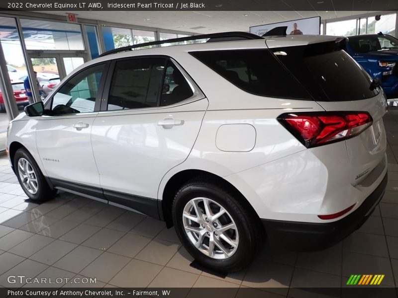Iridescent Pearl Tricoat / Jet Black 2022 Chevrolet Equinox LT AWD