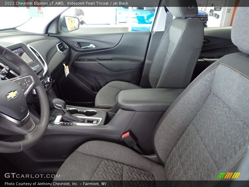 Iridescent Pearl Tricoat / Jet Black 2022 Chevrolet Equinox LT AWD