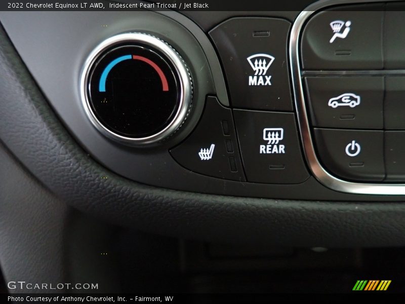 Iridescent Pearl Tricoat / Jet Black 2022 Chevrolet Equinox LT AWD