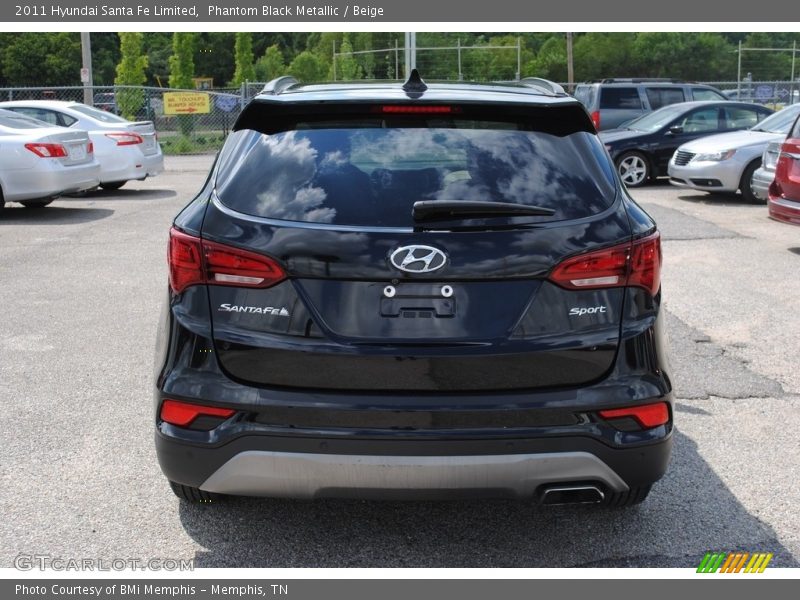 Phantom Black Metallic / Beige 2011 Hyundai Santa Fe Limited