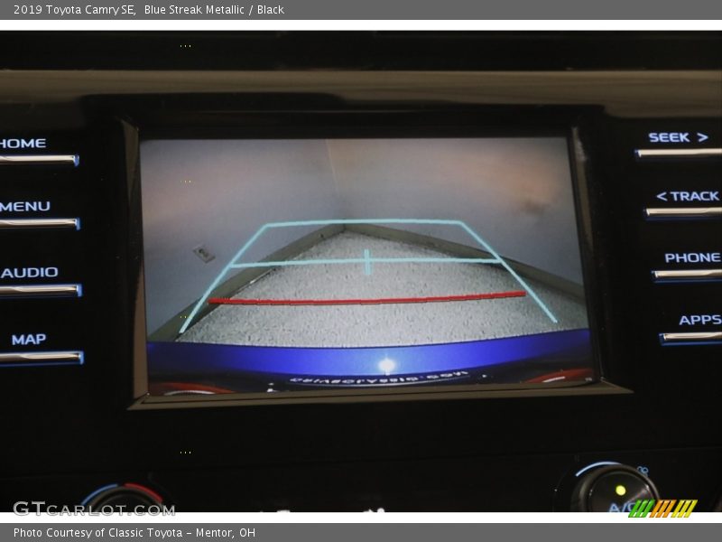 Blue Streak Metallic / Black 2019 Toyota Camry SE
