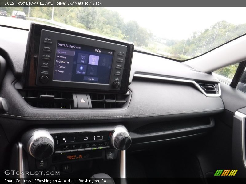 Silver Sky Metallic / Black 2019 Toyota RAV4 LE AWD
