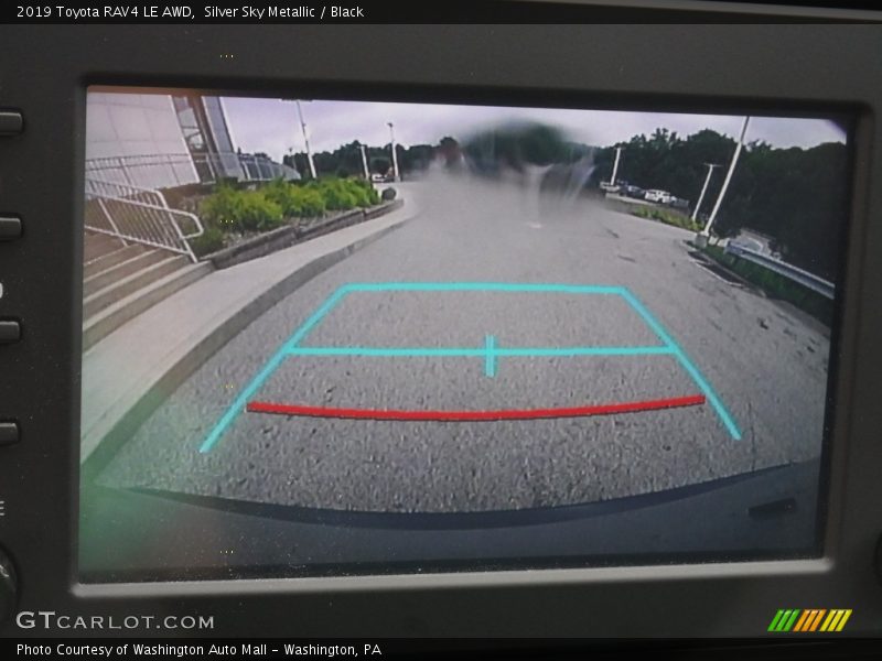 Silver Sky Metallic / Black 2019 Toyota RAV4 LE AWD