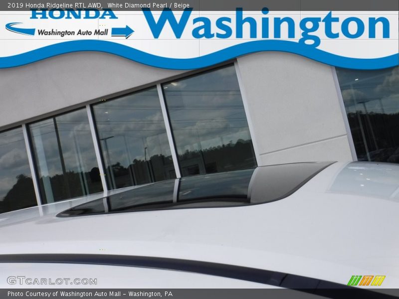 White Diamond Pearl / Beige 2019 Honda Ridgeline RTL AWD