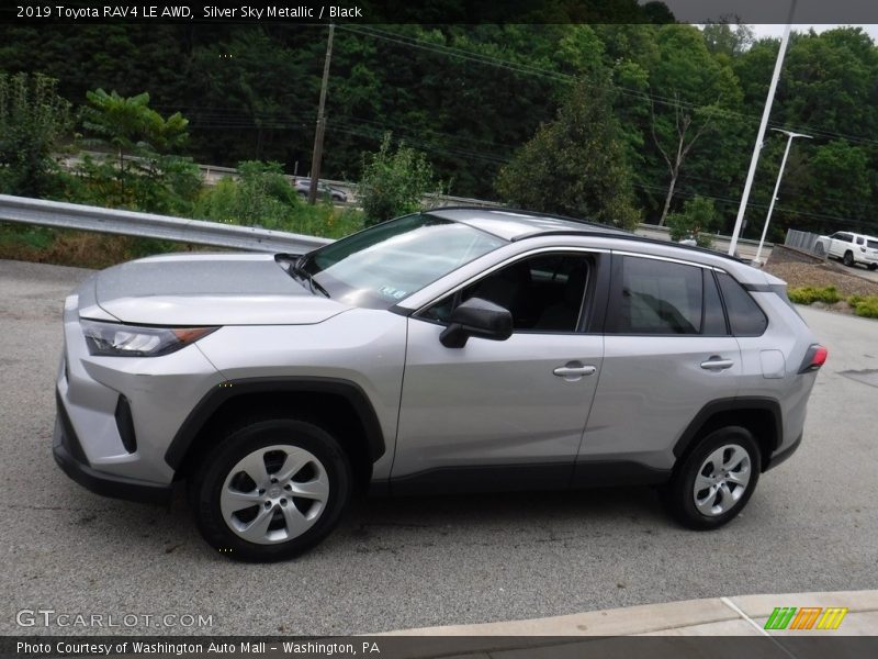 Silver Sky Metallic / Black 2019 Toyota RAV4 LE AWD