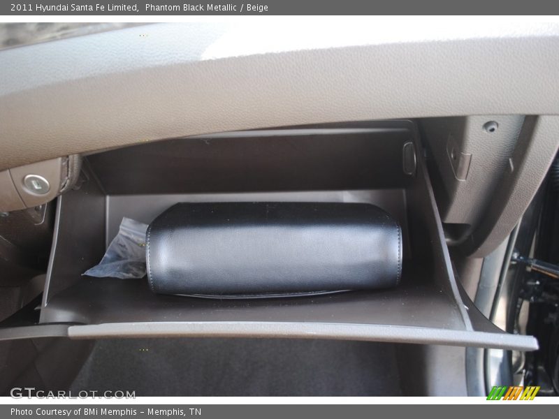 Phantom Black Metallic / Beige 2011 Hyundai Santa Fe Limited