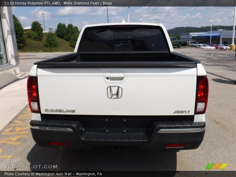 White Diamond Pearl / Beige 2019 Honda Ridgeline RTL AWD