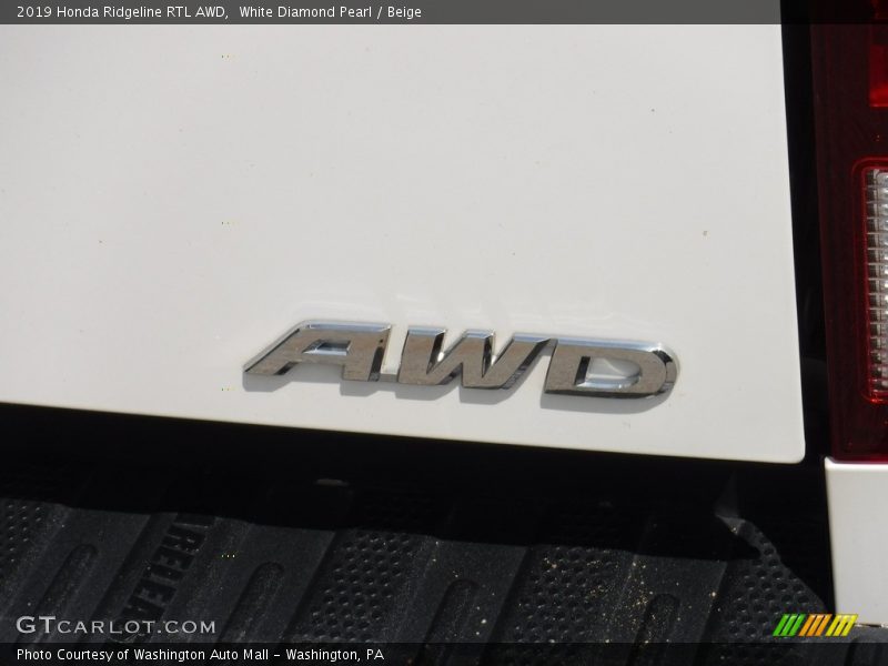 White Diamond Pearl / Beige 2019 Honda Ridgeline RTL AWD