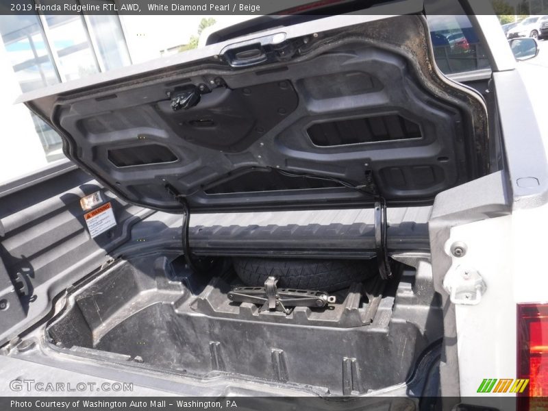 White Diamond Pearl / Beige 2019 Honda Ridgeline RTL AWD