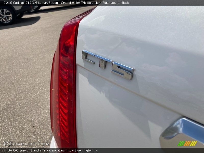  2016 CTS 3.6 Luxury Sedan Logo