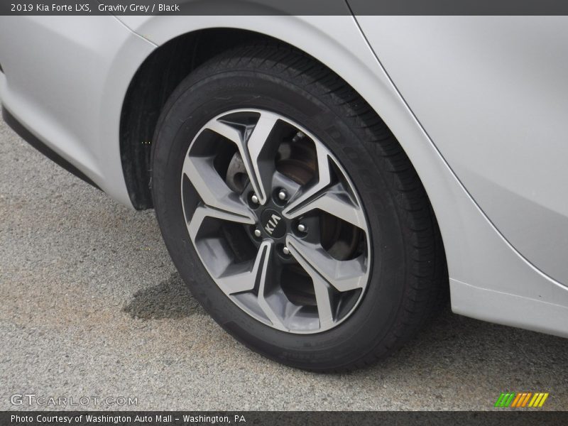 Gravity Grey / Black 2019 Kia Forte LXS