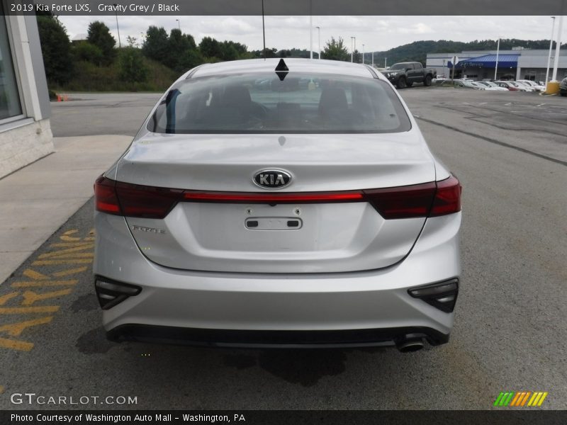 Gravity Grey / Black 2019 Kia Forte LXS