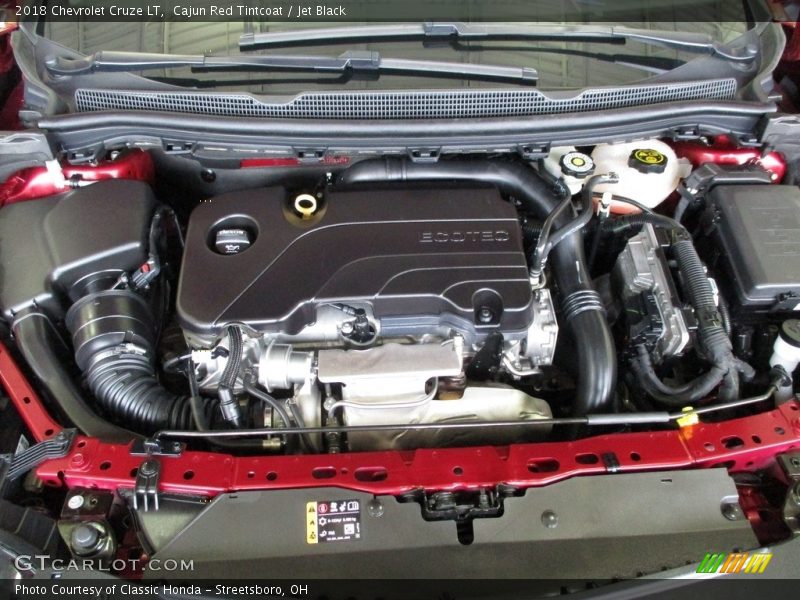 Cajun Red Tintcoat / Jet Black 2018 Chevrolet Cruze LT
