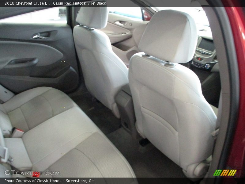 Cajun Red Tintcoat / Jet Black 2018 Chevrolet Cruze LT