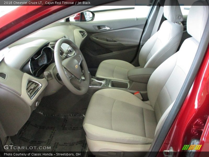 Cajun Red Tintcoat / Jet Black 2018 Chevrolet Cruze LT