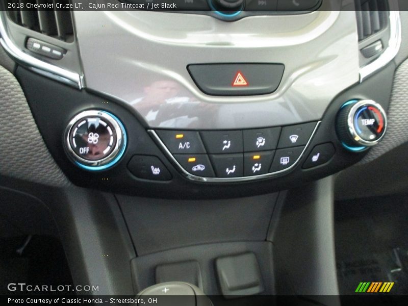 Cajun Red Tintcoat / Jet Black 2018 Chevrolet Cruze LT