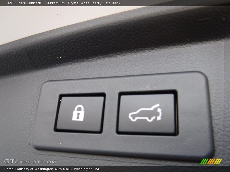 Crystal White Pearl / Slate Black 2020 Subaru Outback 2.5i Premium