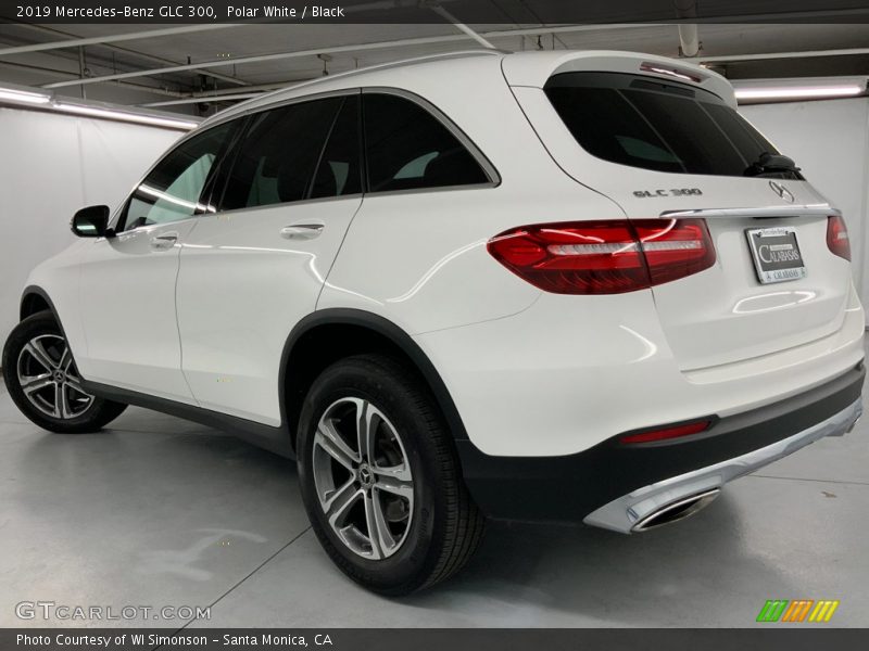 Polar White / Black 2019 Mercedes-Benz GLC 300