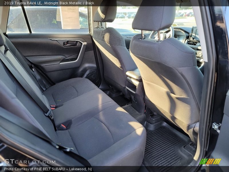 Midnight Black Metallic / Black 2019 Toyota RAV4 LE