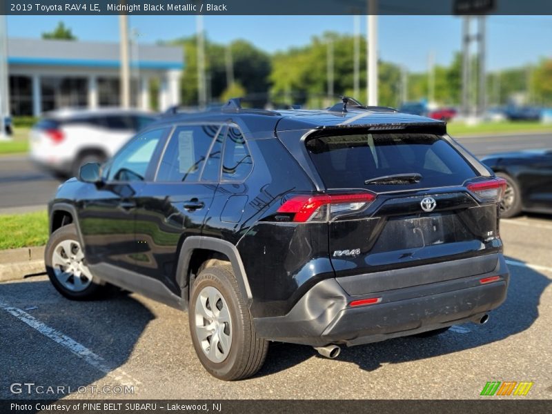 Midnight Black Metallic / Black 2019 Toyota RAV4 LE