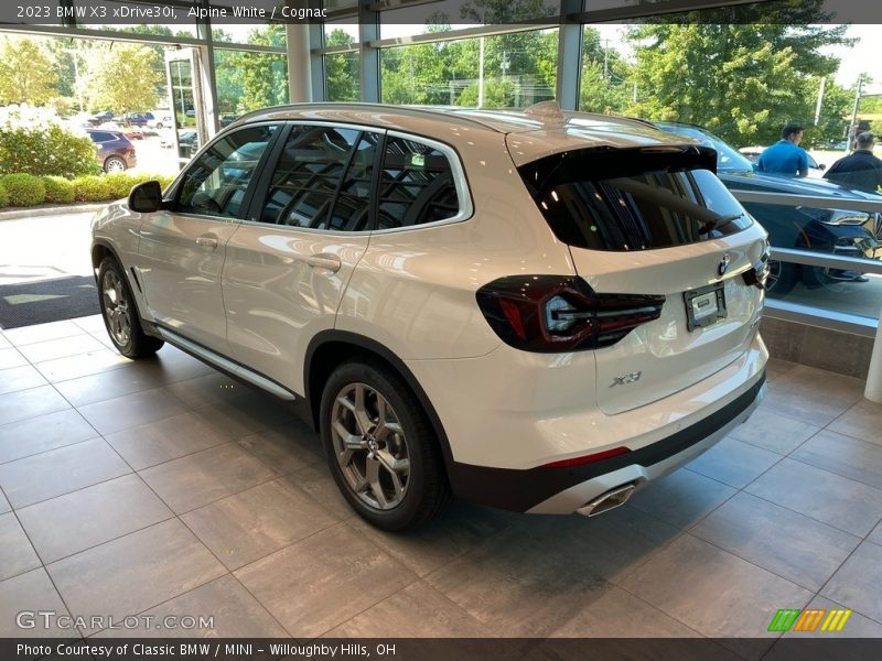 Alpine White / Cognac 2023 BMW X3 xDrive30i