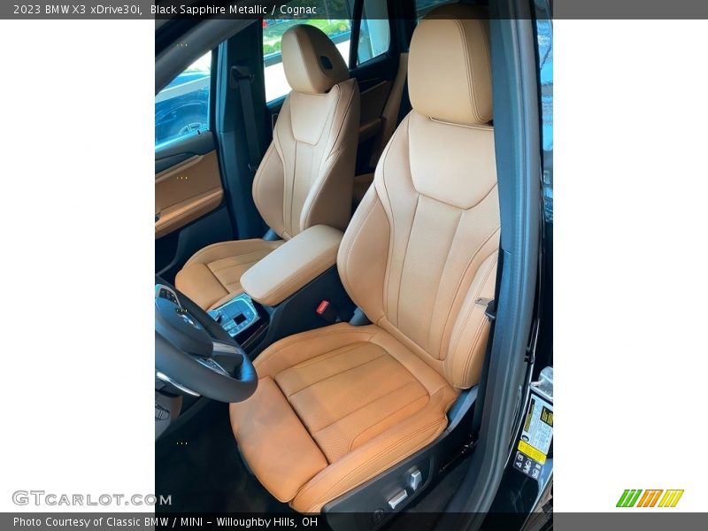 Front Seat of 2023 X3 xDrive30i