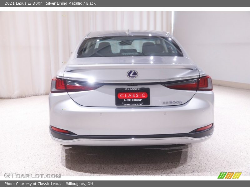 Silver Lining Metallic / Black 2021 Lexus ES 300h