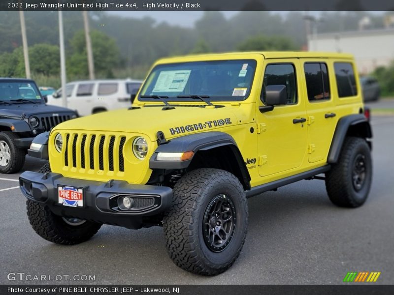 Front 3/4 View of 2022 Wrangler Unlimited High Tide 4x4