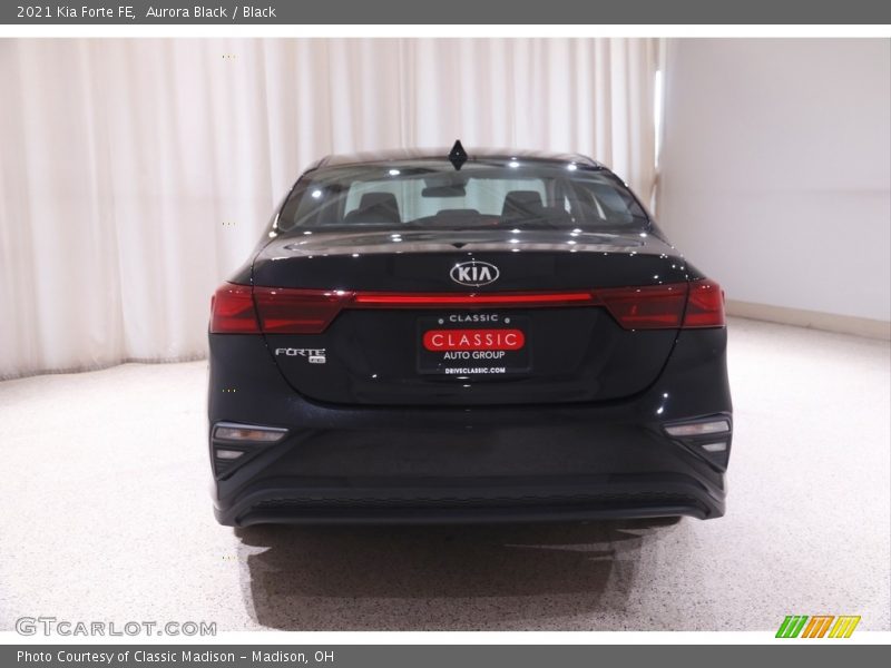 Aurora Black / Black 2021 Kia Forte FE