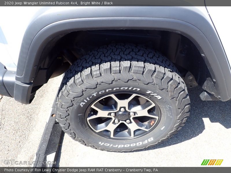 Bright White / Black 2020 Jeep Wrangler Unlimited Rubicon 4x4