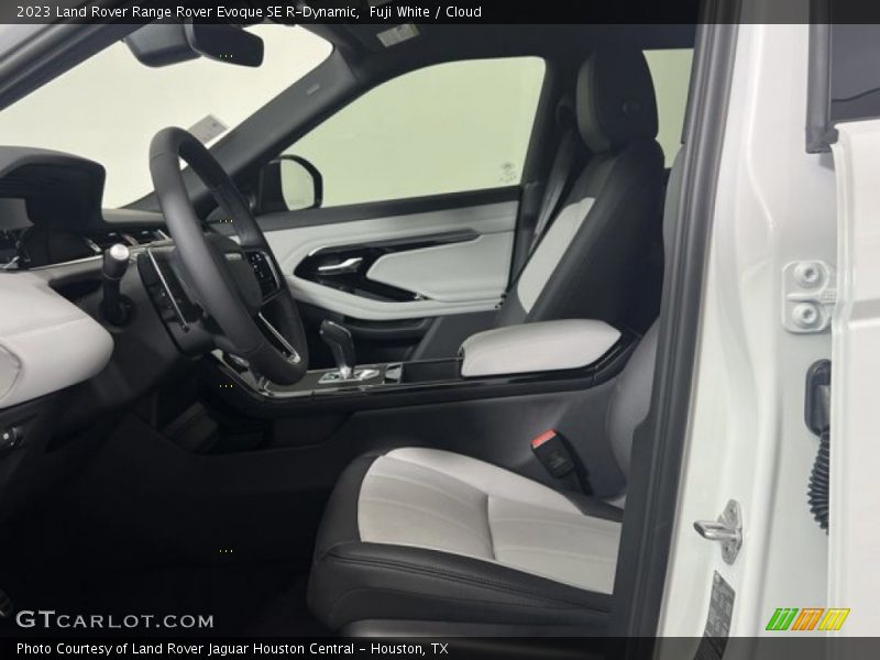 Front Seat of 2023 Range Rover Evoque SE R-Dynamic
