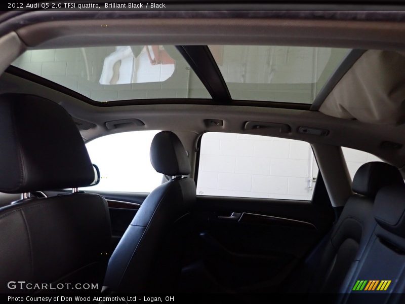 Brilliant Black / Black 2012 Audi Q5 2.0 TFSI quattro