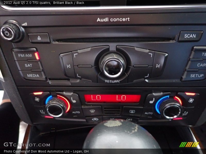 Brilliant Black / Black 2012 Audi Q5 2.0 TFSI quattro